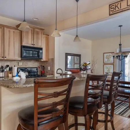 144 Cobble Creek Town Home